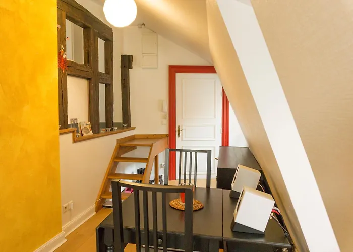 Charming Attic Duplex In The Heart Of Lejlighed *